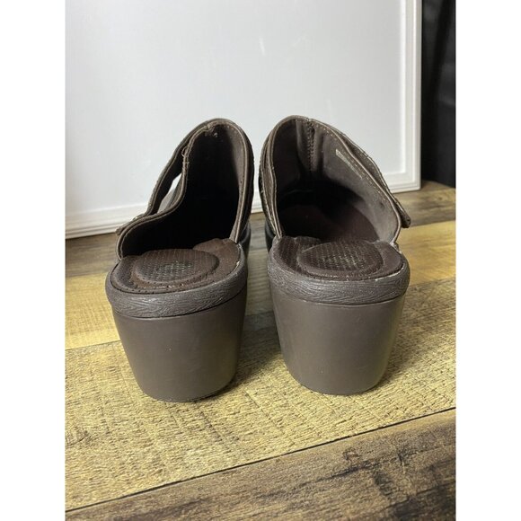 Crocs Cobbler Clogs Quilted Strap Womens Size 6 Mules Leather Brown Slip On - Picture 5 of 8